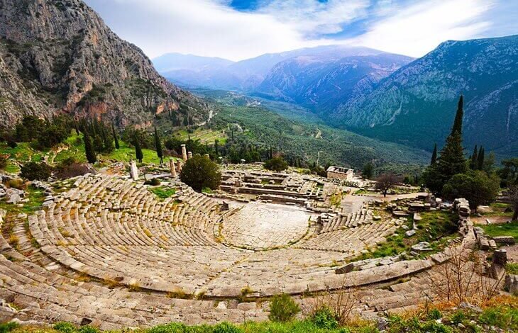 أفضل الأماكن السياحية في اليونان