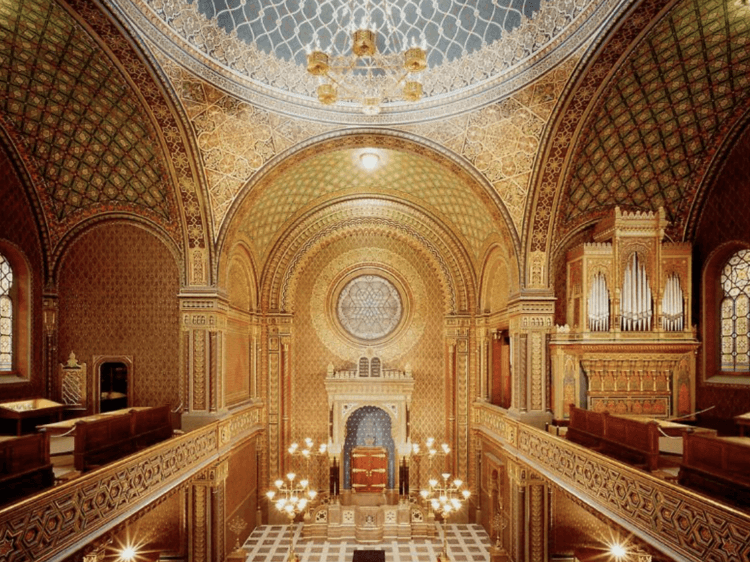 الأماكن السياحة في براغ