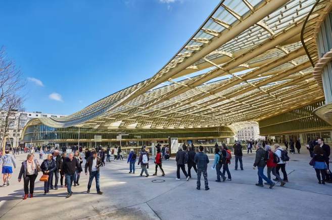 مركز تسوق ويستفيلد فورم دي هالز